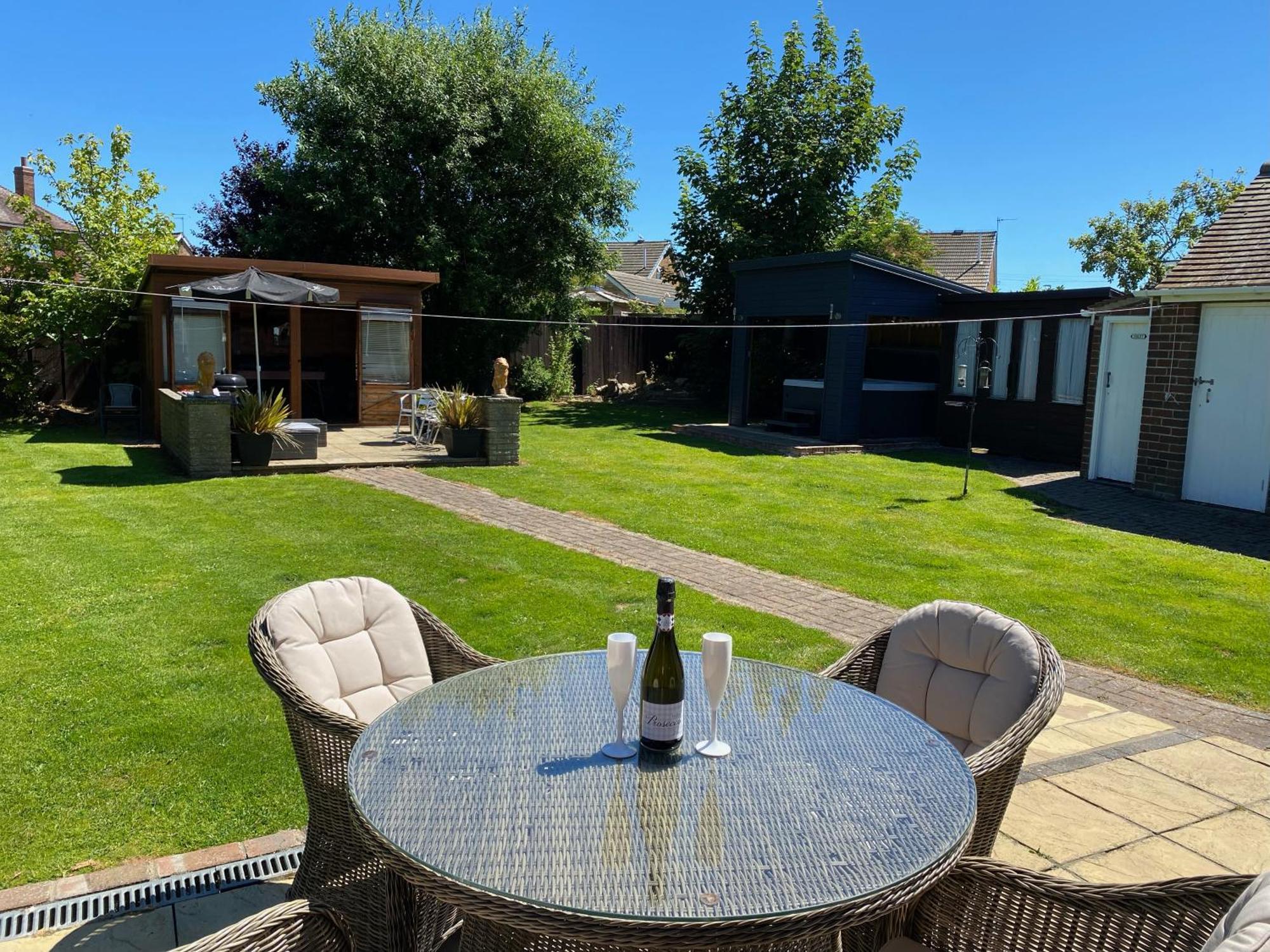 Holiday home Bero With A Hot Tub & A Large Garden!