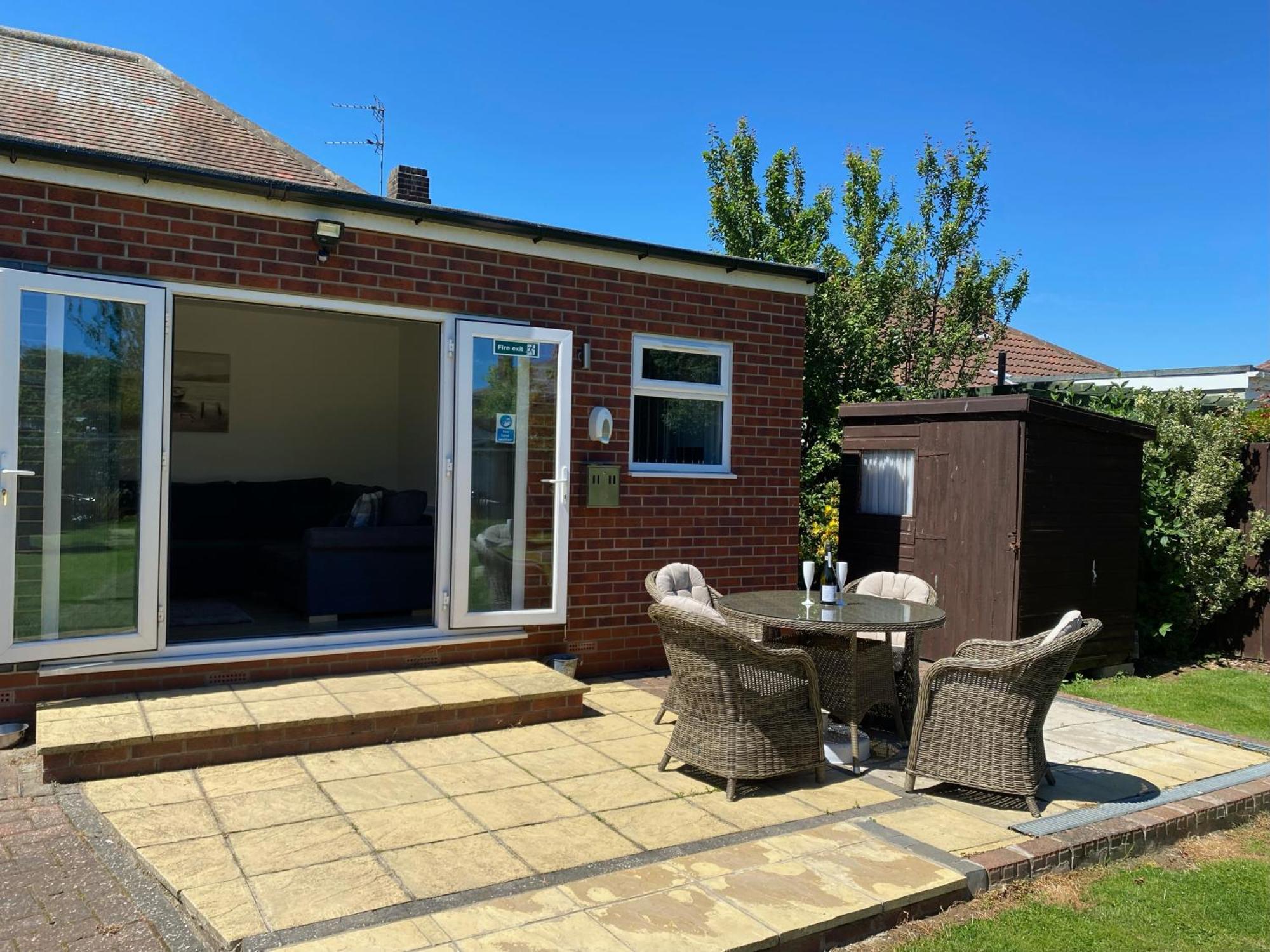 Bero With A Hot Tub & A Large Garden! Holiday home