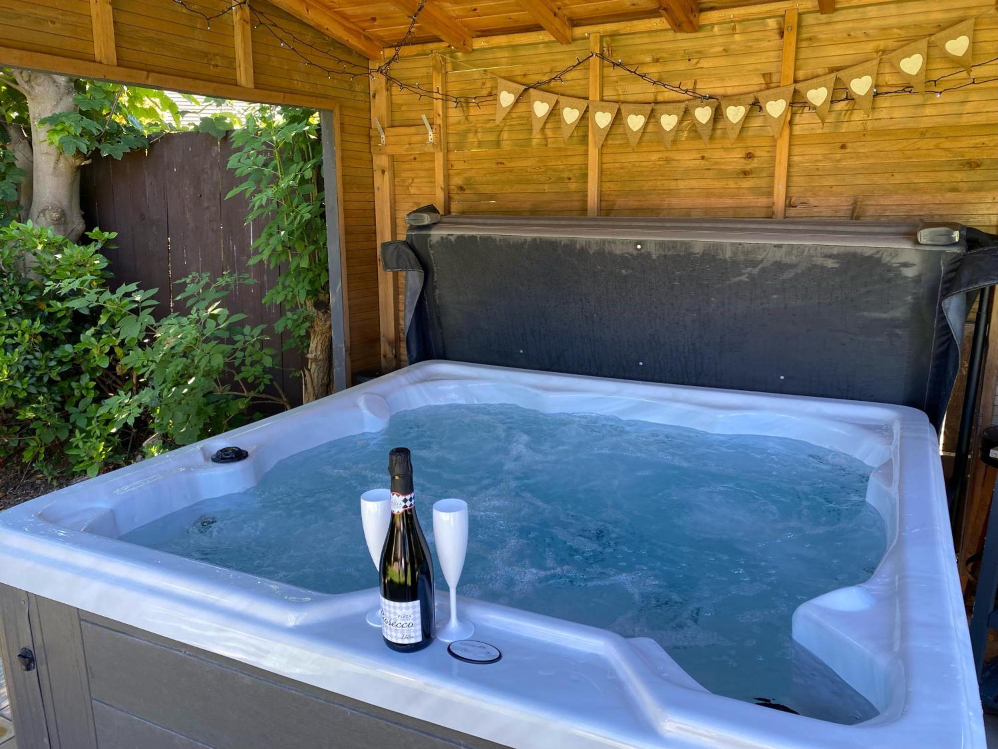 Holiday home Bero With A Hot Tub & A Large Garden! Withernsea